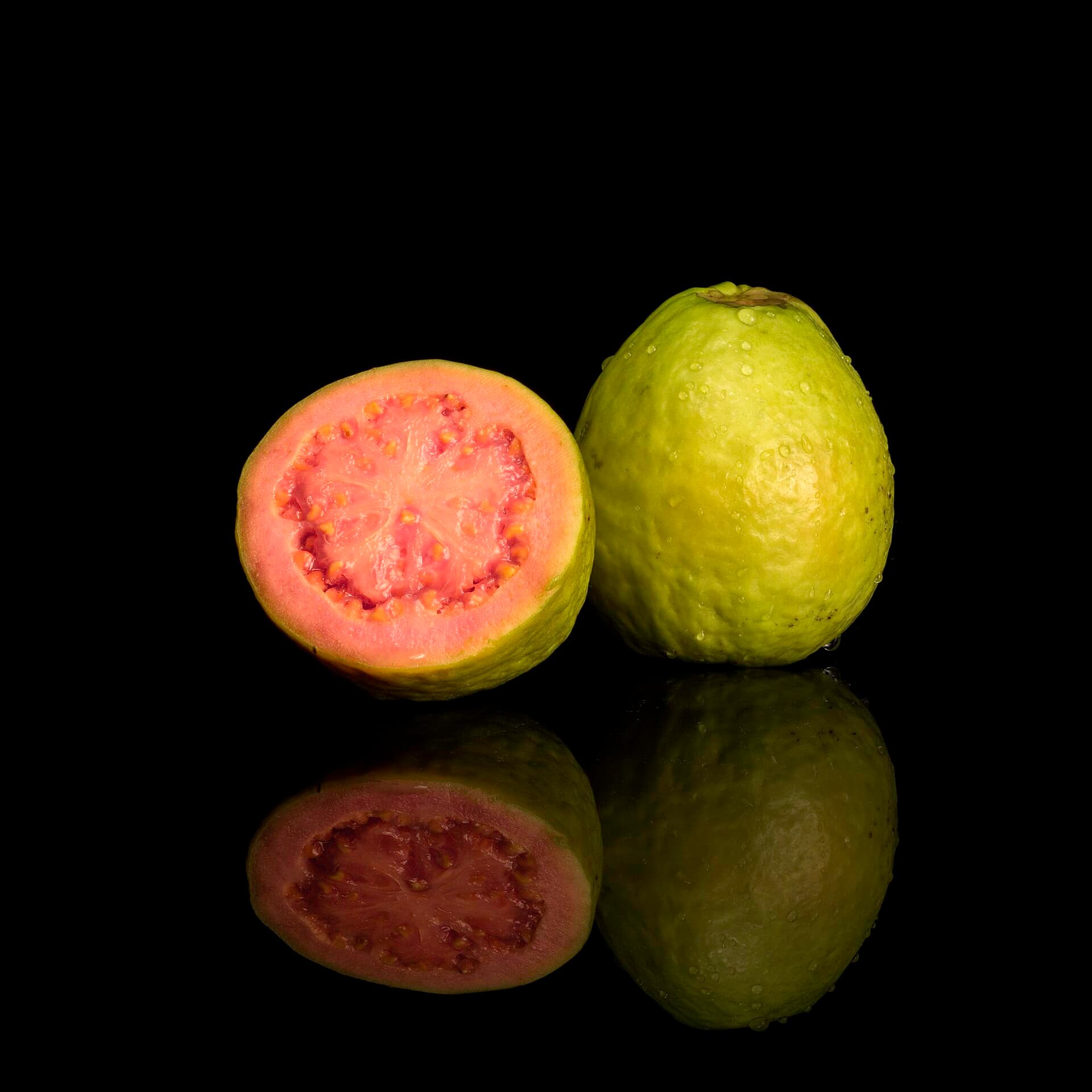 Fruit Plants for Pots & Small Spaces in Pakistan